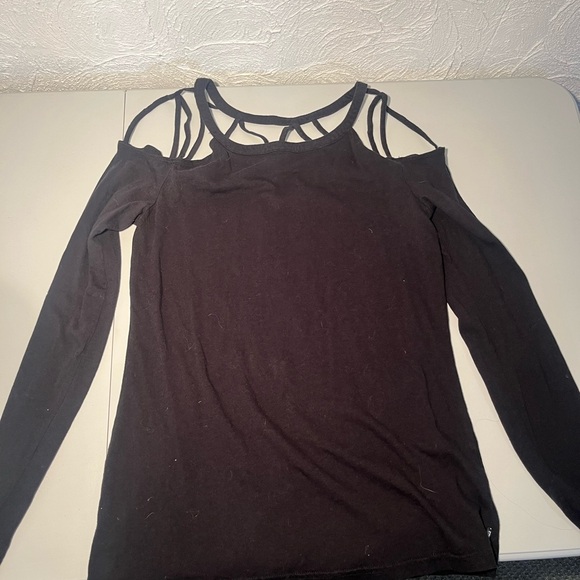 Fabletics Black Cut Out Long Sleeve Shirt Size XS - Picture 2 of 4